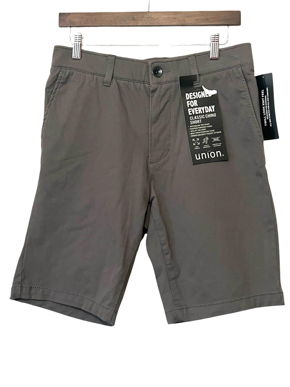 UNION Comfort‎ Flex Chino Shorts Mens
Color Grey Goose, Size 30